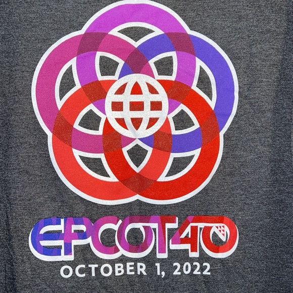 Disney EPCOT 40 October 1, 2022 T-Shirt LIMITED EDITION - Picture 5 of 9